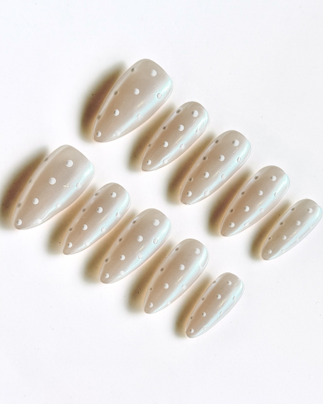 Pearl Polka-Dot Press On Nails