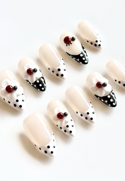 Lady-Bug 3D Press On Nails
