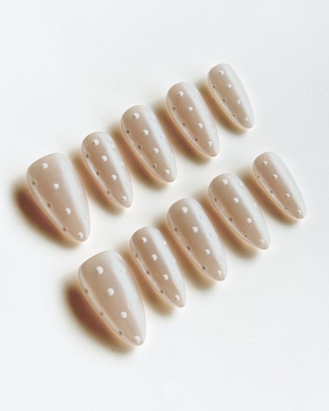 Pearl Polka-Dot Press On Nails