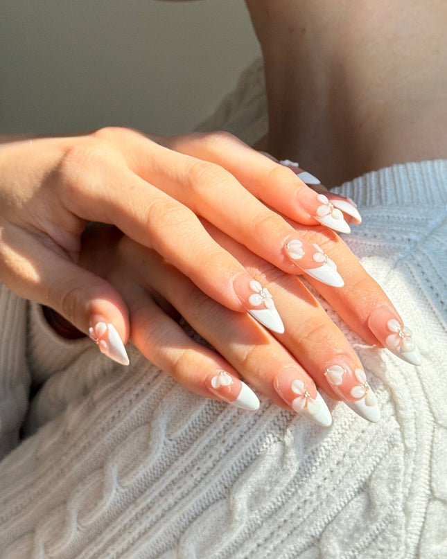Coral Petal Press On Nails