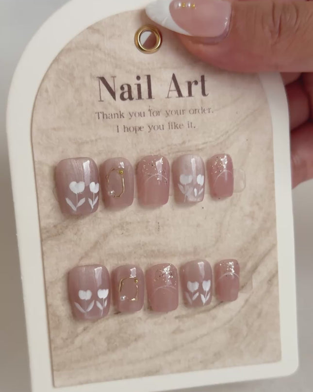 Pink Lily Short Press-On Nails