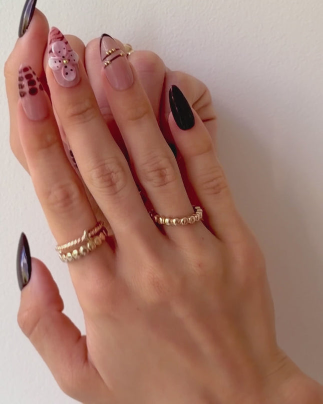 Mocha Wildflower Press On Nails
