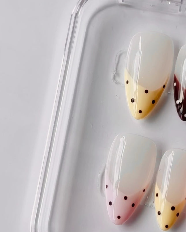 Neapolitan Dots Press On Nails