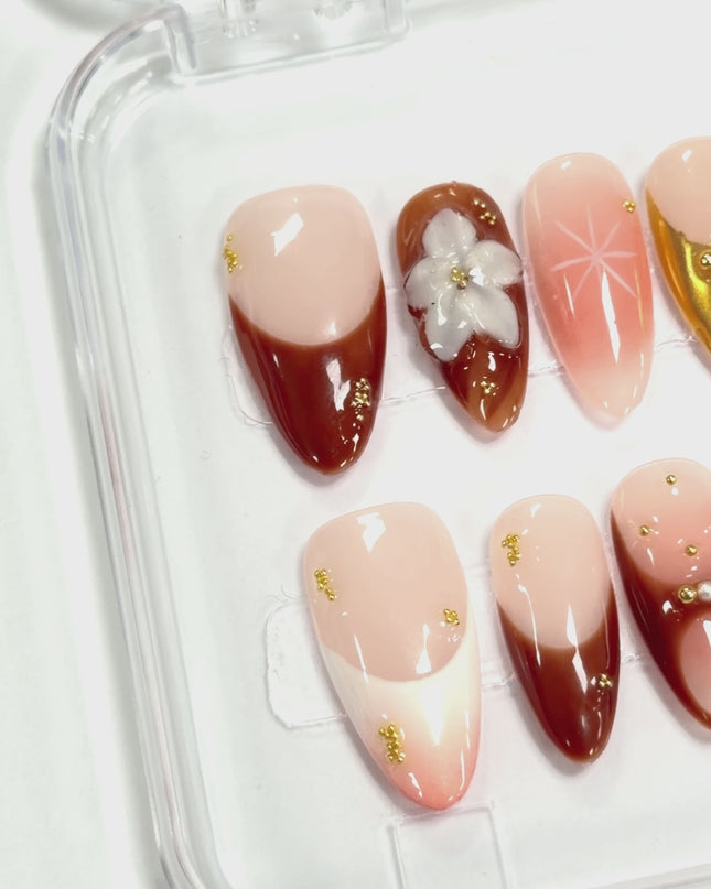 Golden Maple Bloom Press On Nails
